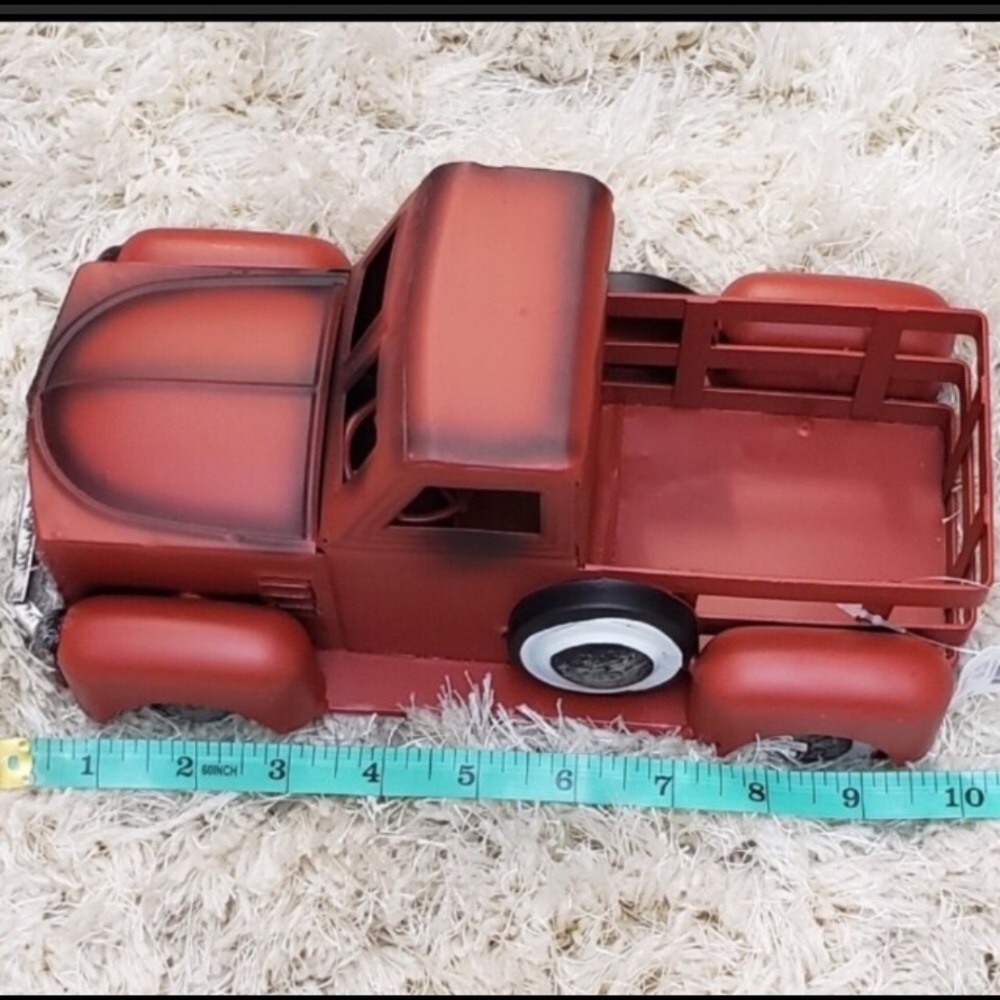 ONLY 1 LEFT! Rustic metal truck - Picture 3 of 5